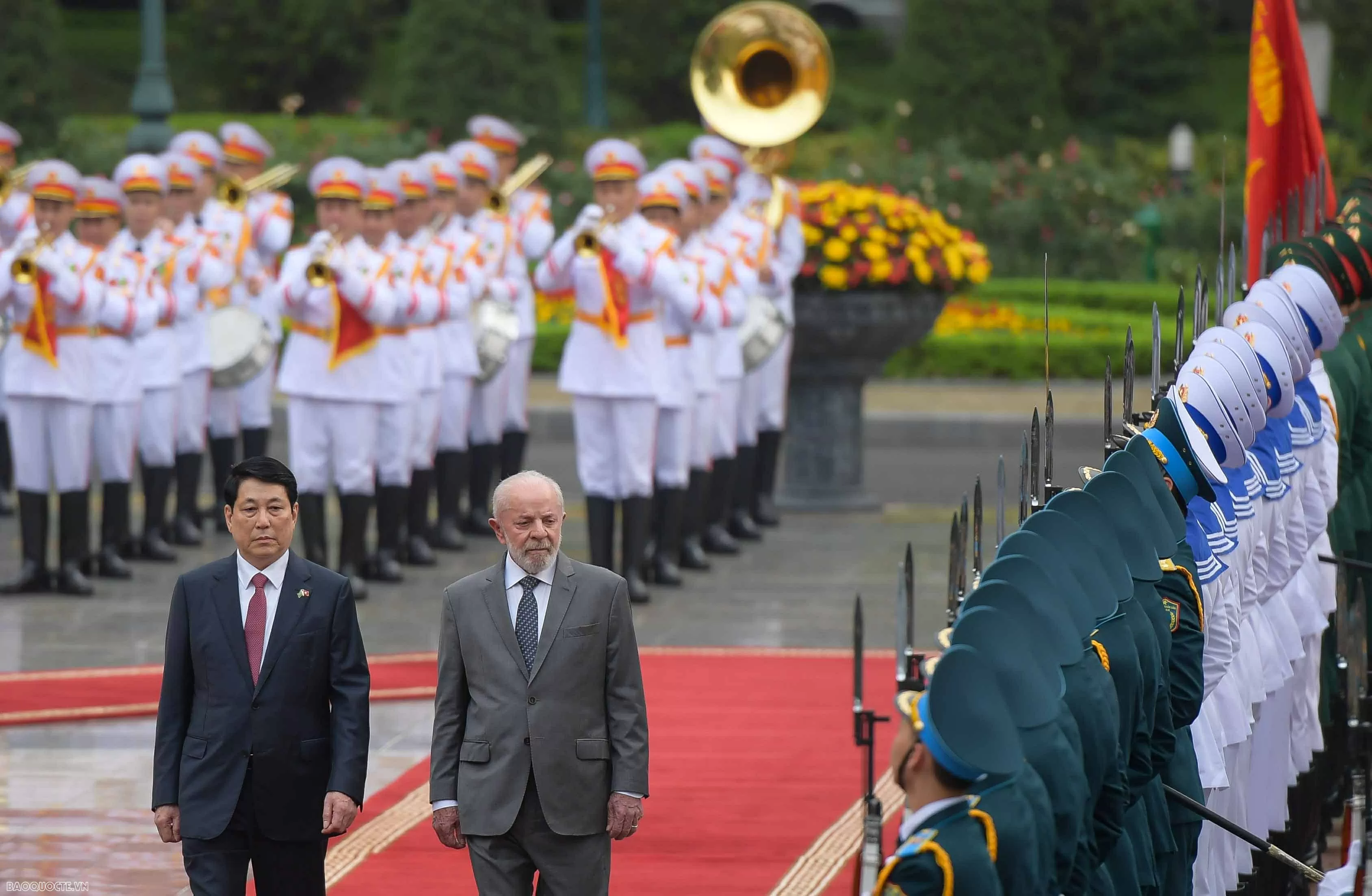 Welcome ceremony held for Brazilian President Lula da Silva in Hanoi