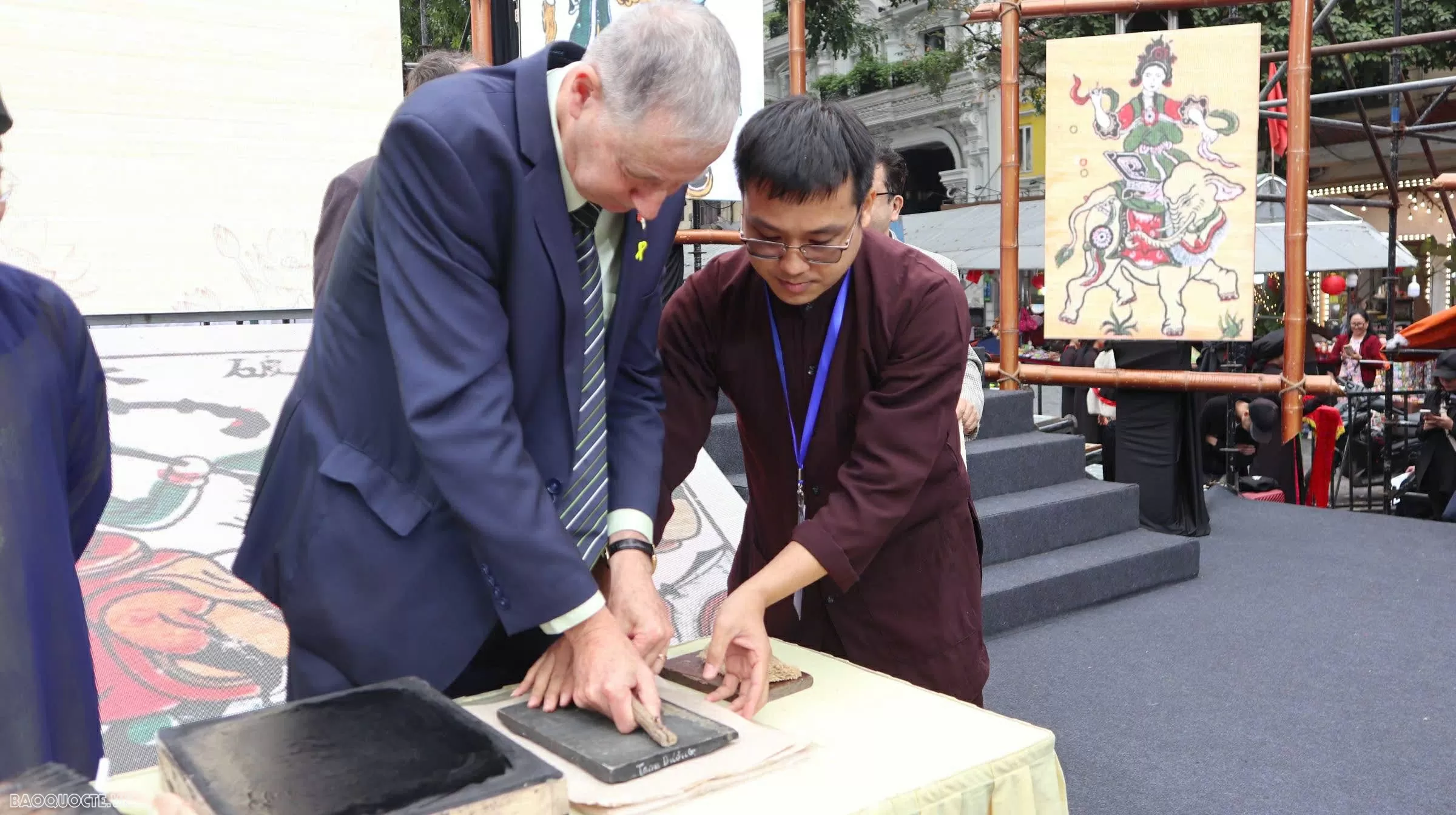 Để tranh Đông Hồ luôn là biểu tượng của bản sắc và khát vọng bảo tồn giá trị truyền thống
