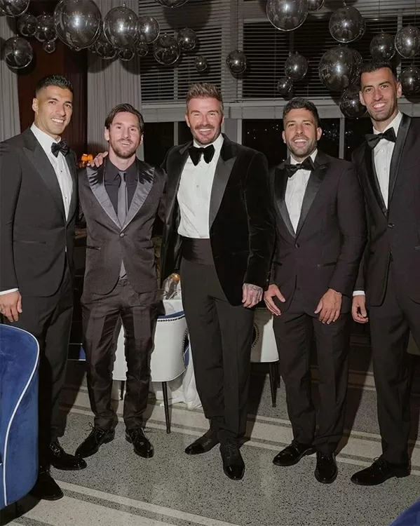 Hình ảnh cựu danh thủ David Beckham mừng tuổi 50