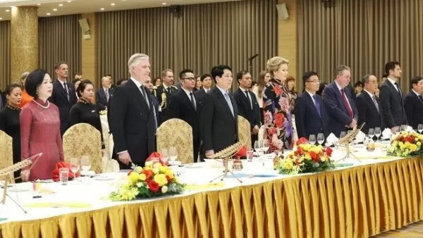 President Luong Cuong and Spouse hosted a grand state banquet in honour of Belgian King Philippe and Queen Mathilde