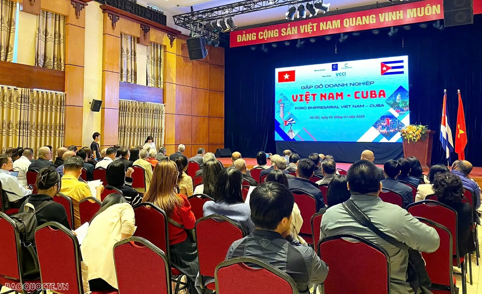 Toàn cảnh “Diễn đàn Doanh nghiệp Việt Nam - Cuba” (Ảnh: Bích Quyên) Toàn cảnh “Diễn đàn Doanh nghiệp Việt Nam - Cuba” (Ảnh: Bích Quyên)