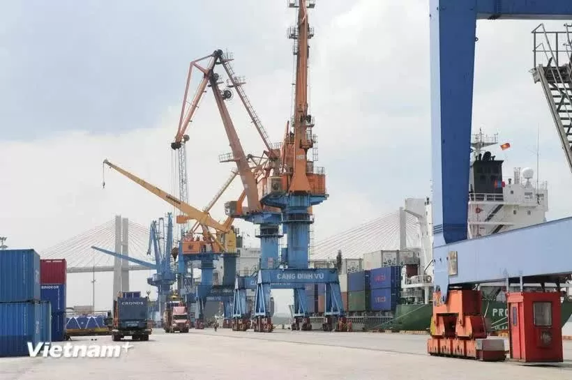 Vietnam advised to flexibly adapt to newly US tariff policy