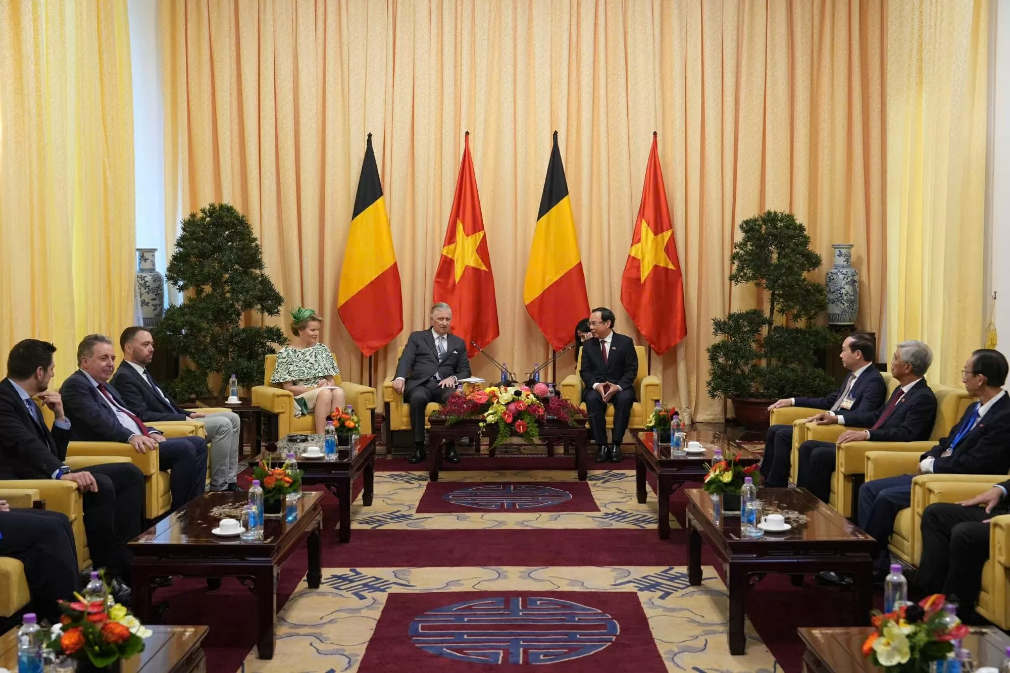Nhà vua Bỉ hội đàm với Bí thư TP HCM Nhà vua Bỉ hội đàm với Bí thư TP HCM