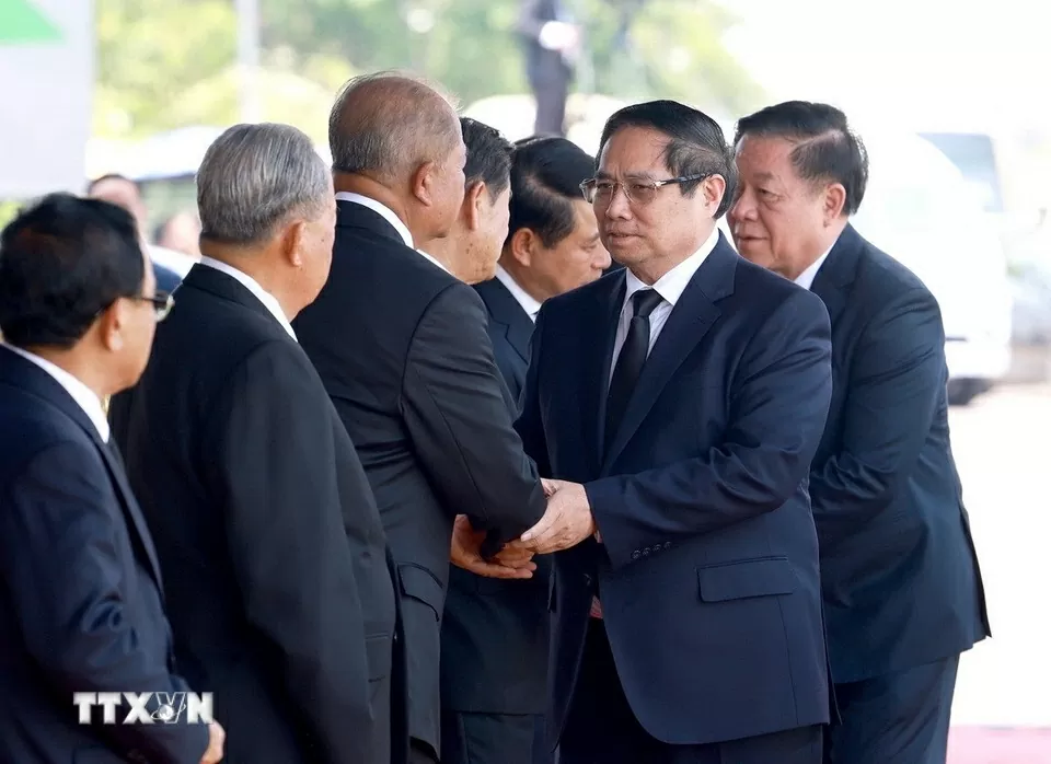 Thủ tướng Phạm Minh Chính viếng nguyên Chủ tịch Đảng NDCM Lào, nguyên Chủ tịch nước Lào Khamtay Siphandone