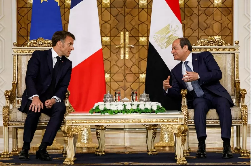 Tổng thống Pháp Emmanuel Macron và Tổng thống Ai Cập  Abdel Fattah al-Sisi,