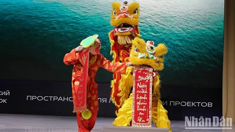 Vibrant Activities of Vietnam Culture Day in Russia’s Tyumen