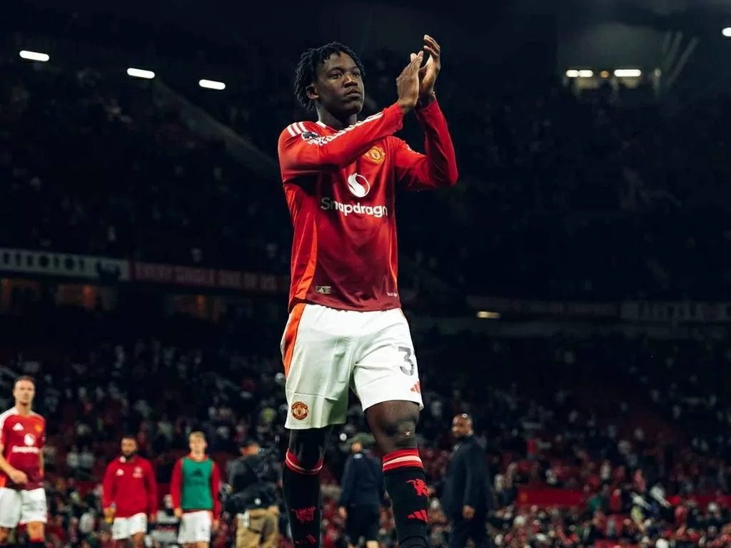 Tiền vệ Kobbie Mainoo tái xuất ở tứ kết Europa League