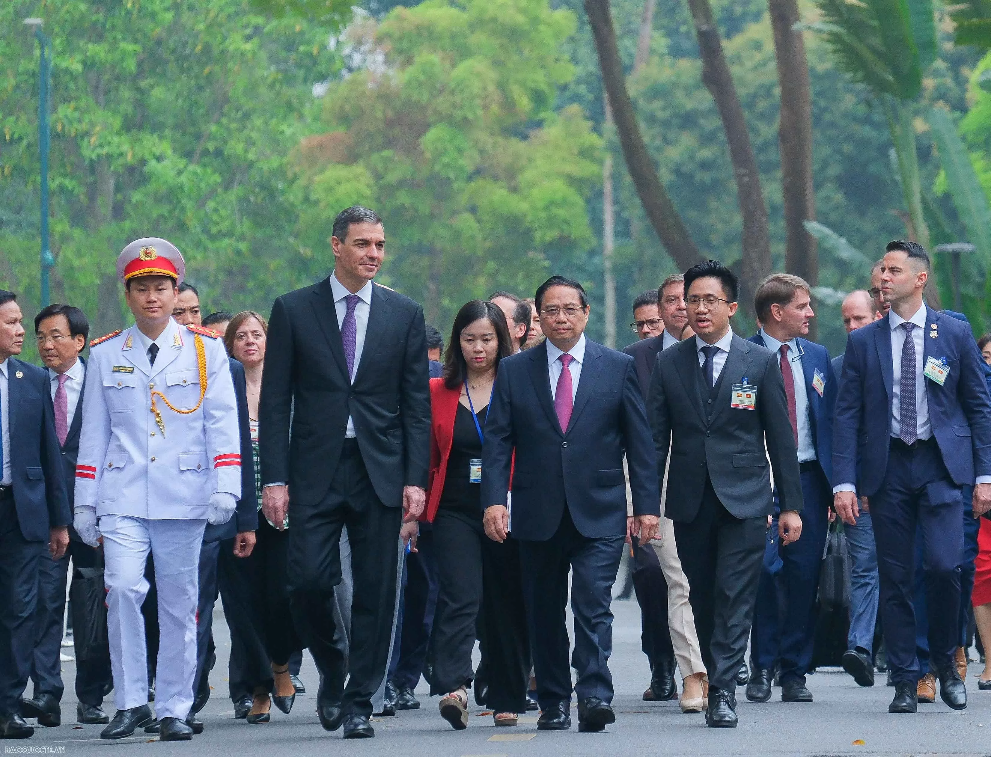 Lễ đón chính thức Thủ tướng Tây Ban Nha Pedro Sánchez Lễ đón chính thức Thủ tướng Tây Ban Nha Pedro Sánchez