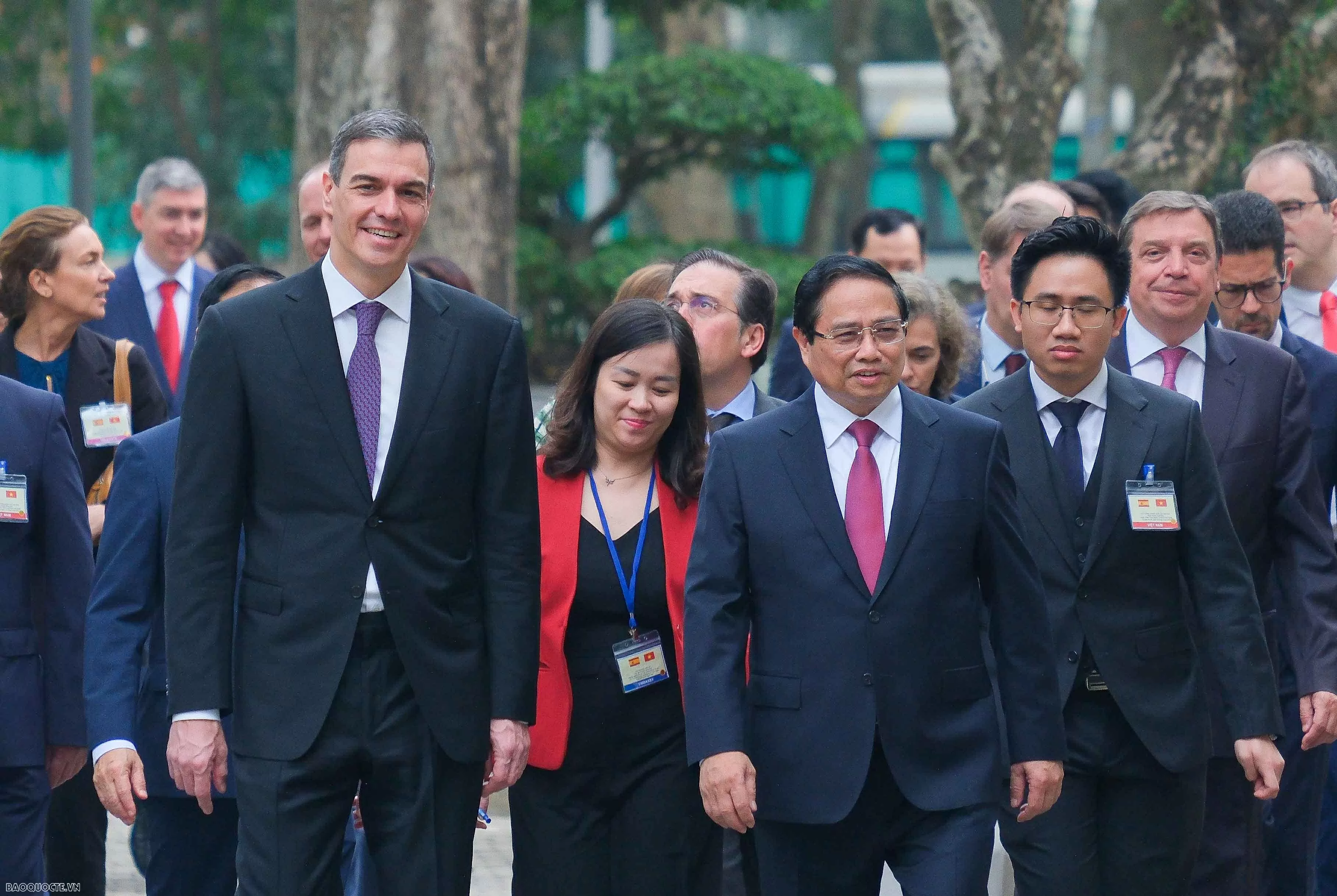 Lễ đón chính thức Thủ tướng Tây Ban Nha Pedro Sánchez Lễ đón chính thức Thủ tướng Tây Ban Nha Pedro Sánchez