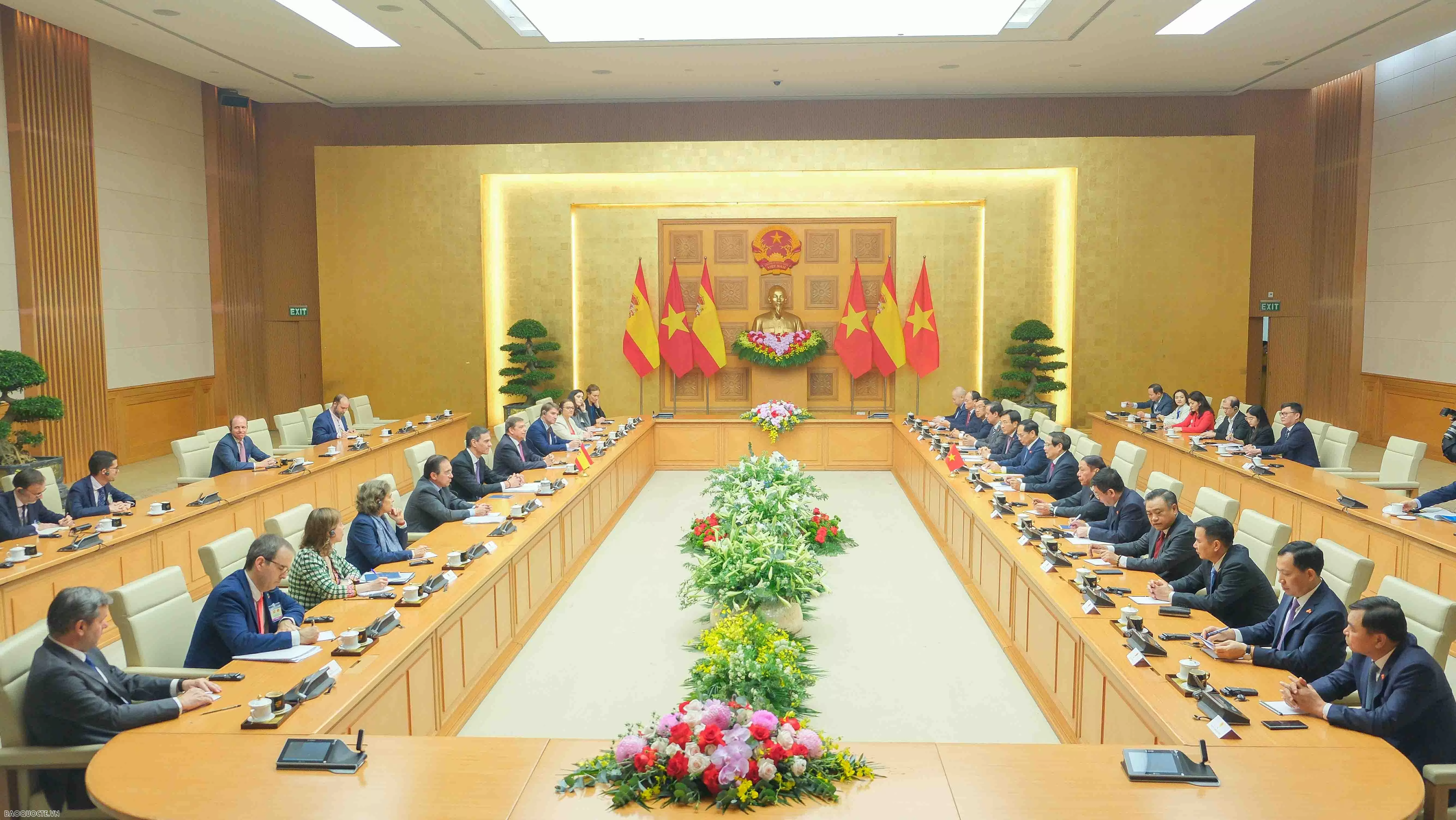 Lễ đón chính thức Thủ tướng Tây Ban Nha Pedro Sánchez Lễ đón chính thức Thủ tướng Tây Ban Nha Pedro Sánchez
