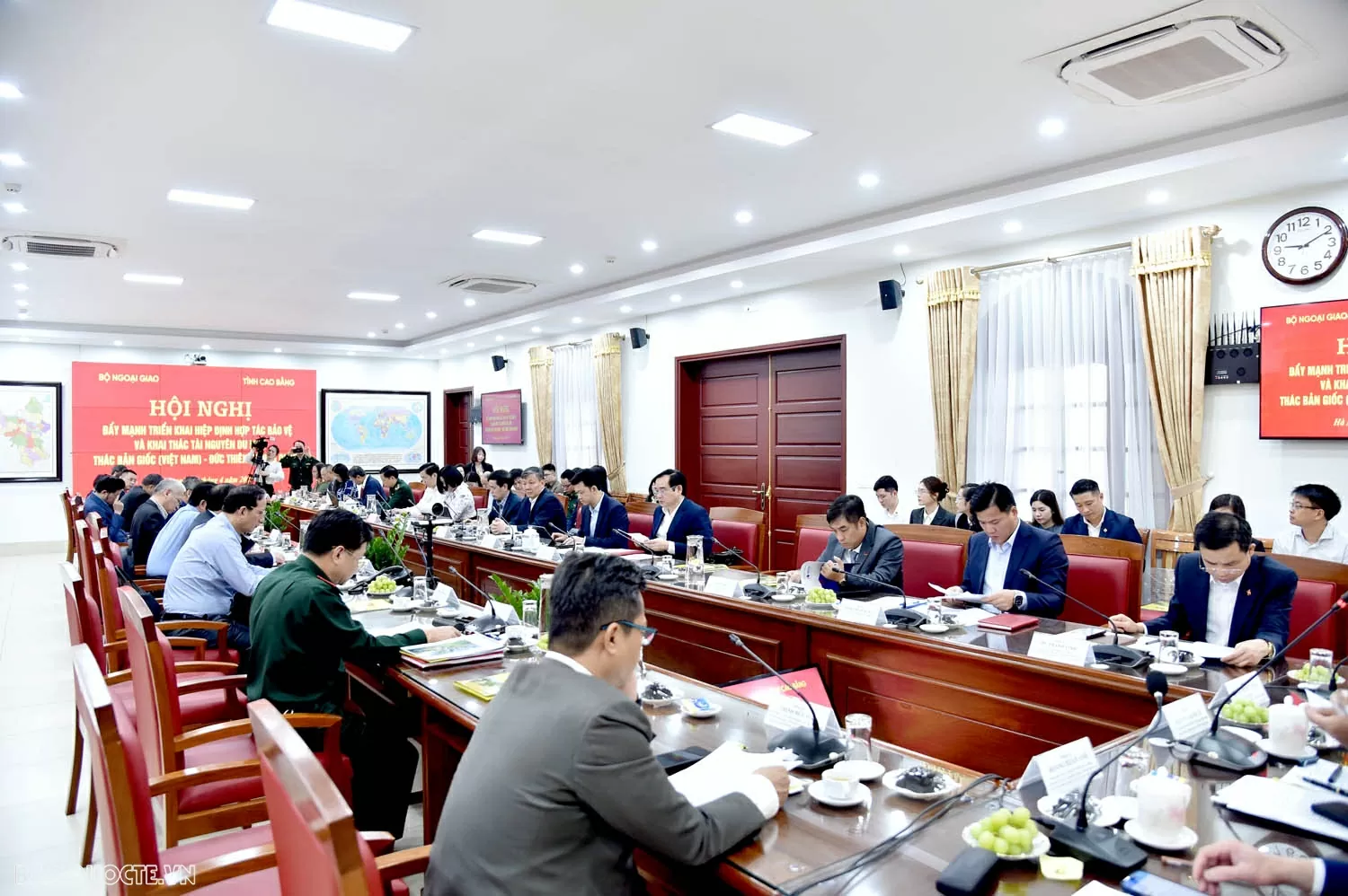 Bộ Ngoại giao và tỉnh Cao Bằng tổ chức Hội nghị đẩy mạnh triển khai Hiệp định hợp tác bảo vệ và khai thác tài nguyên du lịch thác Bản Giốc - Đức Thiên