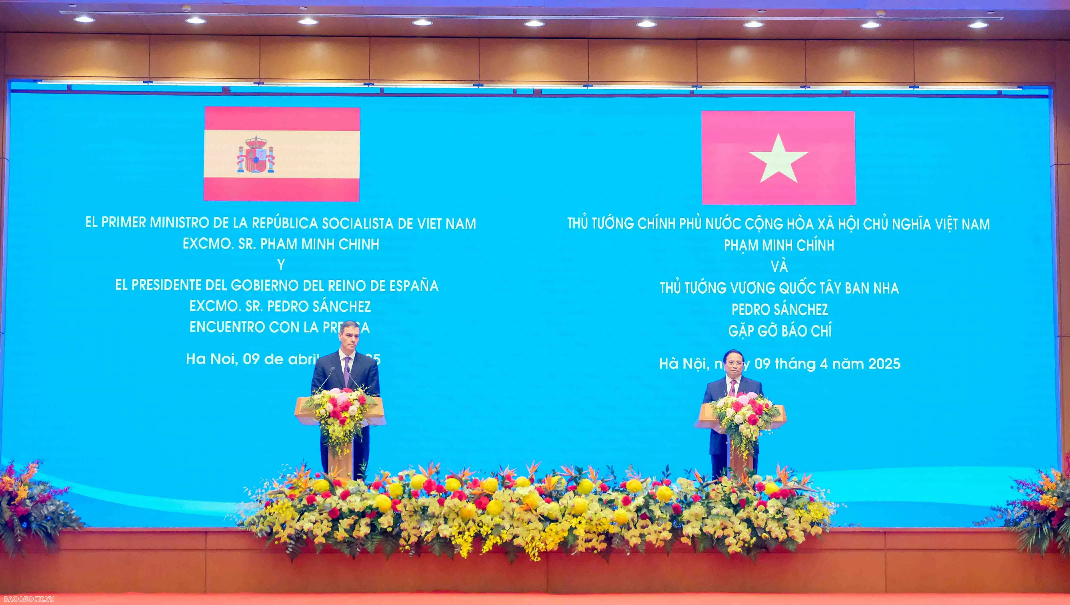 Vietnam, Spain Prime Ministers co-chair joint press conference informing outcomes of their talks