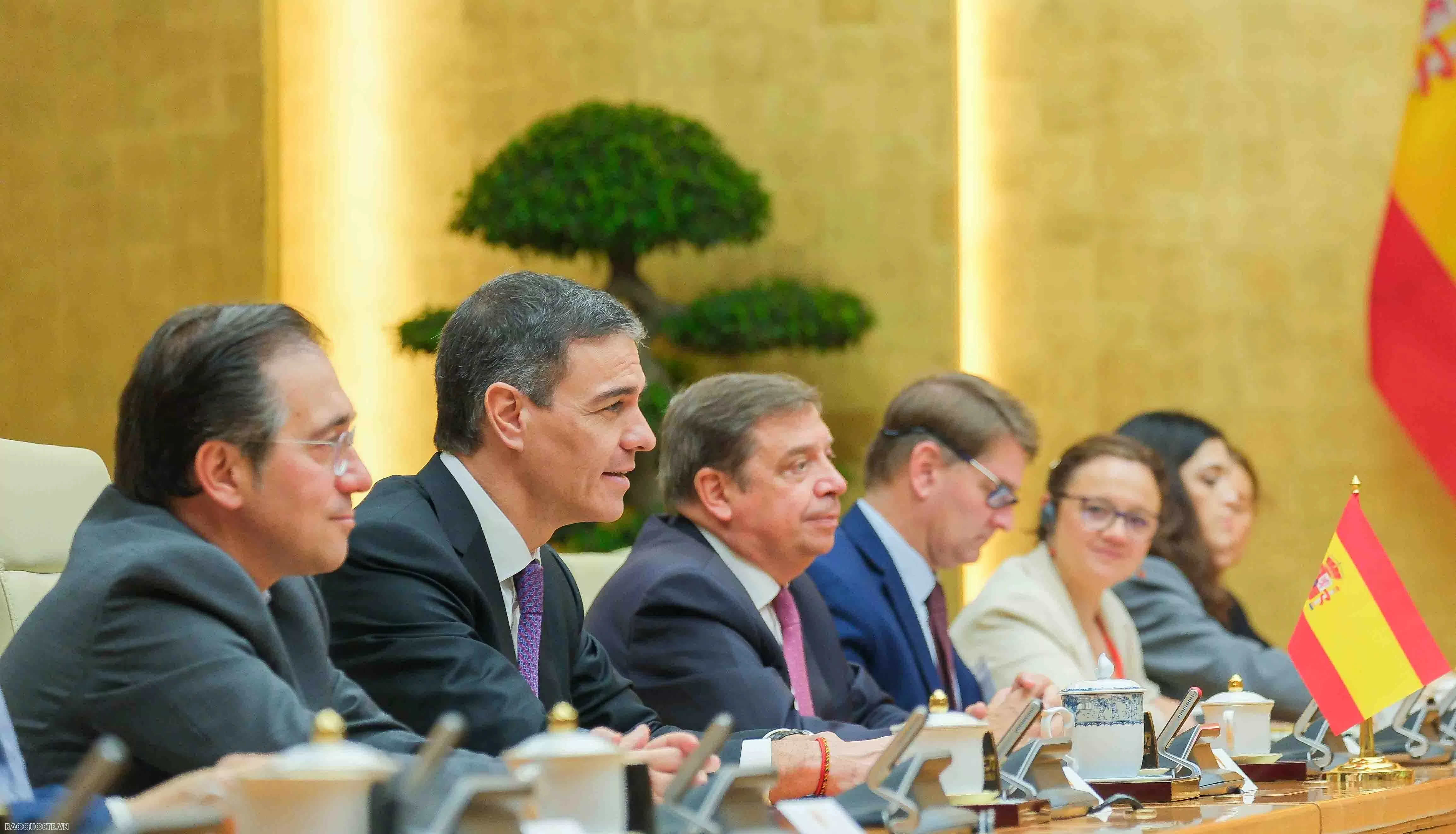 Vietnam, Spain Prime Ministers hold talks to promote comprehensive cooperation