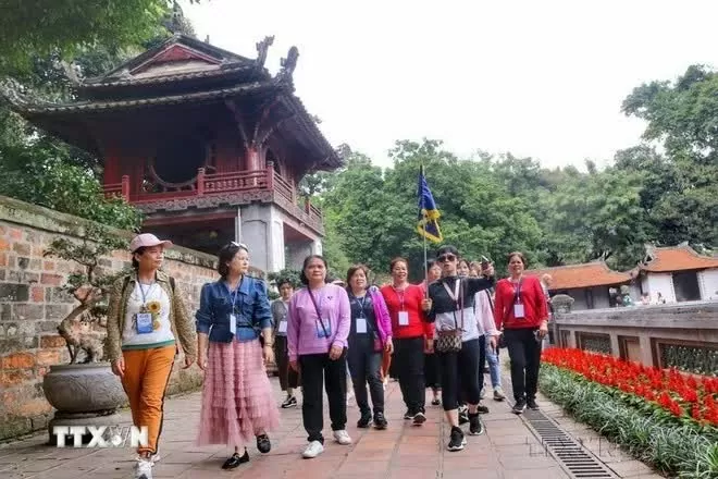 Vietnam–China people-to-people exchanges enhanced through flight connectivity