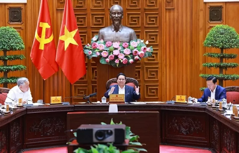Thủ tướng chủ trì phiên họp nội các, nhấn mạnh đàm phán thương mại với Hoa Kỳ trong quan hệ thương mại toàn cầu của Việt Nam Thủ tướng chủ trì phiên họp nội các, nhấn mạnh đàm phán thương mại với Hoa Kỳ trong quan hệ thương mại toàn cầu của Việt Nam