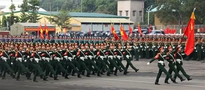 Over 10,000 people take part in full-scale rehearsal in Bien Hoa ahead of upcoming national reunification celebration