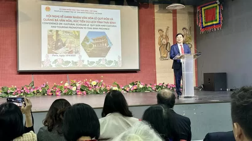Thai Binh introduces scholar Le Quy Don, local culture in France