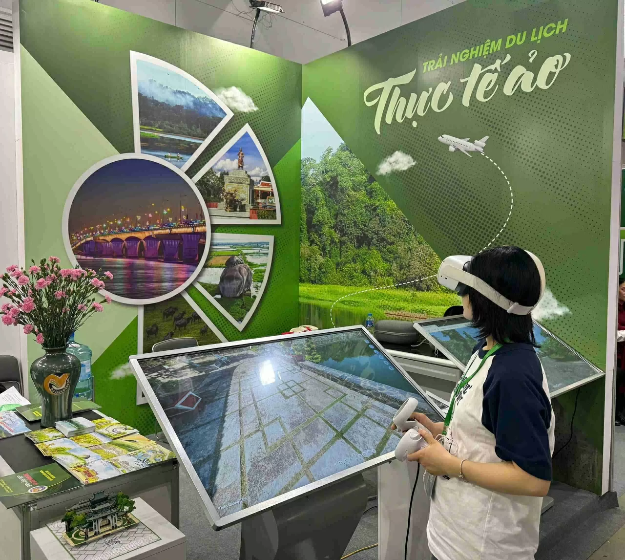 Ứng dụng công nghệ số: Điểm sáng tại Hội chợ Du lịch quốc tế VITM - Hà Nội 2025
