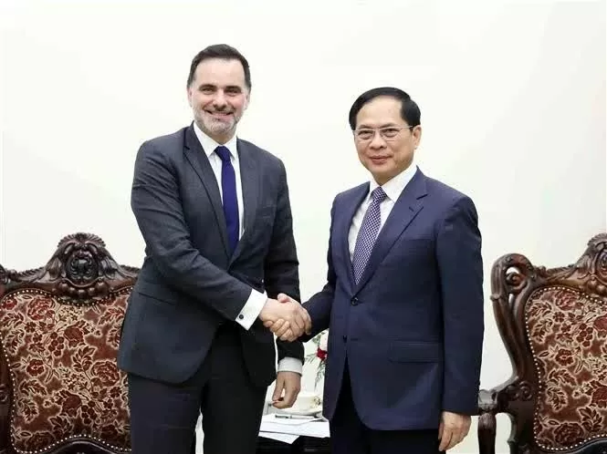 Vietnam - France