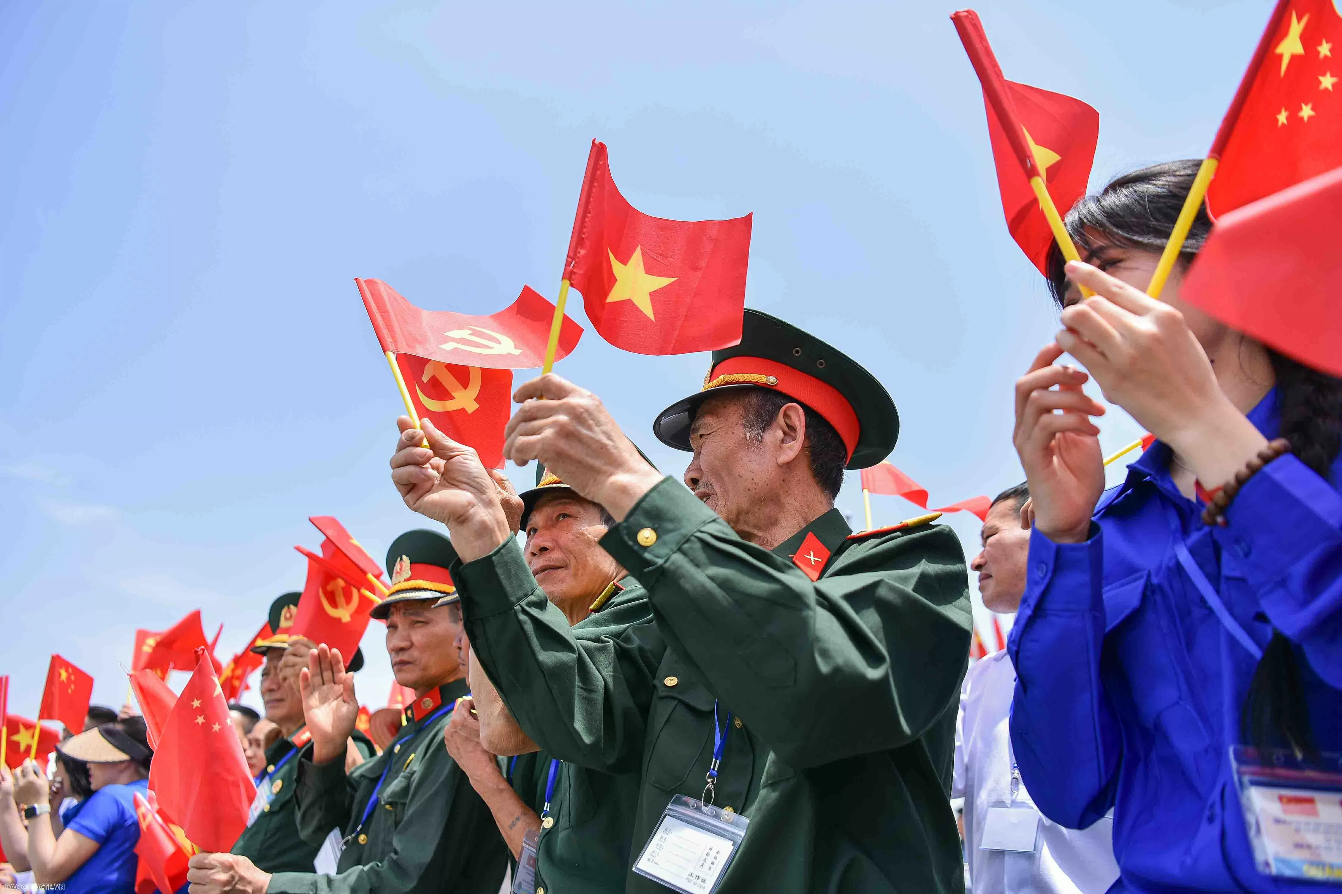 Đại sứ Nguyễn Văn Thơ: Đại sứ Nguyễn Văn Thơ: