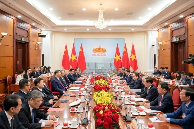 NA Chairman Tran Thanh Man meets with China’s top leader Xi Jinping in Hanoi NA Chairman Tran Thanh Man meets with China’s top leader Xi Jinping in Hanoi