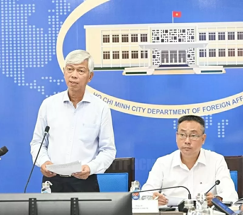 Vice Chairman of Ho Chi Minh City People's Committee Vo Van Hoan said at the seminar.