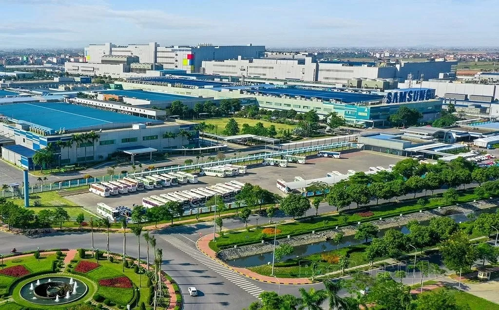 3. Bắc Ninh tiếp tục đẩy mạnh ph&aacute;t triển c&aacute;c ng&agrave;nh c&ocirc;ng nghiệp c&ocirc;ng nghệ cao, xanh, sạch, th&acirc;n thiện với m&ocirc;i trường. (Nguồn: Kinh tế M&ocirc;i trường)
