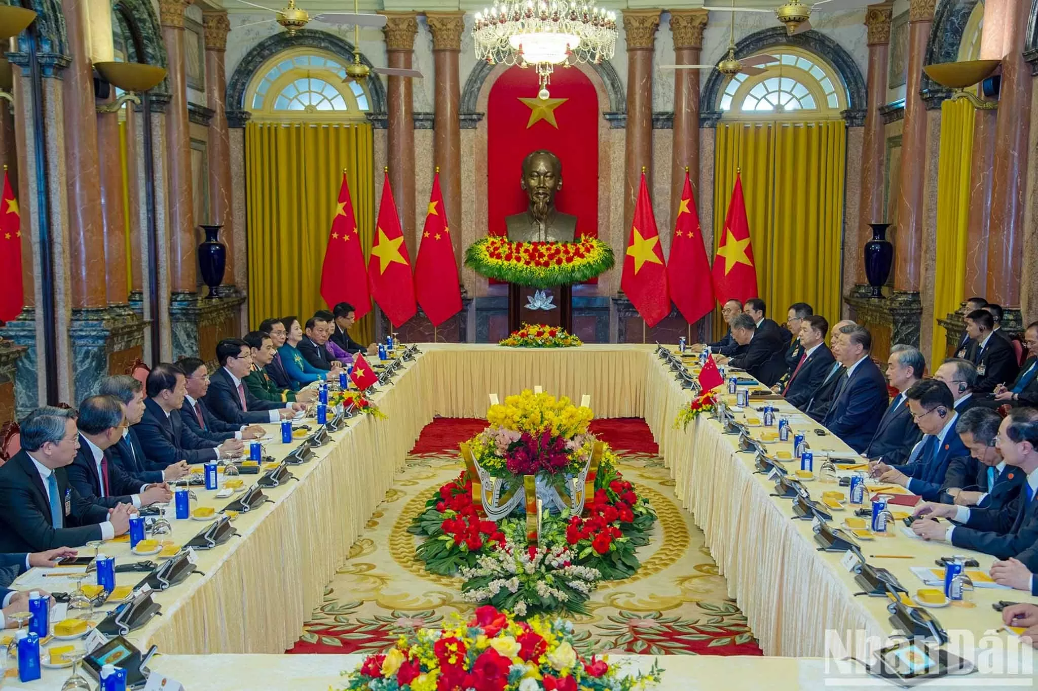 President Xi's state visit marks a new milestone in history of Vietnam-China friendship