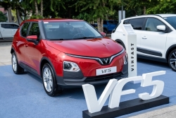 Top 10 xe ô tô bán chạy nhất tháng 3/2025: VinFast VF 5 vươn lên dẫn đầu