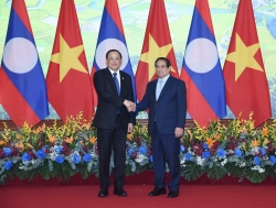 Thủ tướng Phạm Minh Chính gặp, làm việc với Thủ tướng Lào nhân dịp dự Hội nghị thượng đỉnh P4G