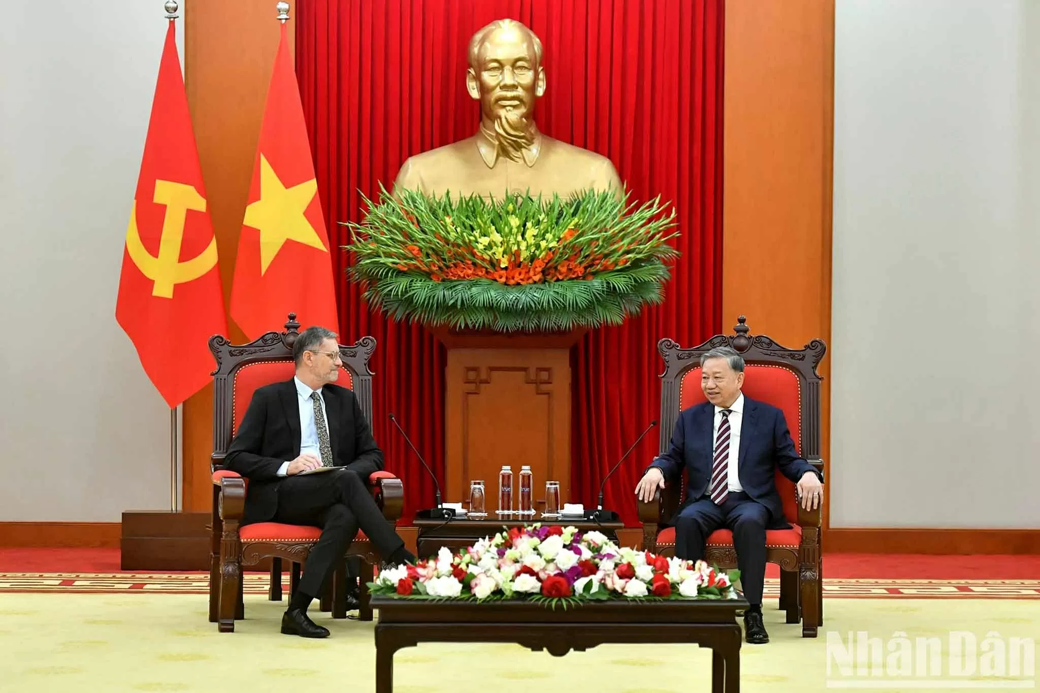 Việt Nam-Pháp thúc đẩy mạnh mẽ thương mại song phương và mở cửa hơn nữa thị trường mỗi bên