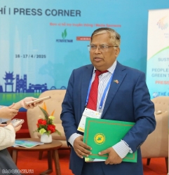 Vietnam has all conditions to become a model for green transition: Bangladeshi Ambassador