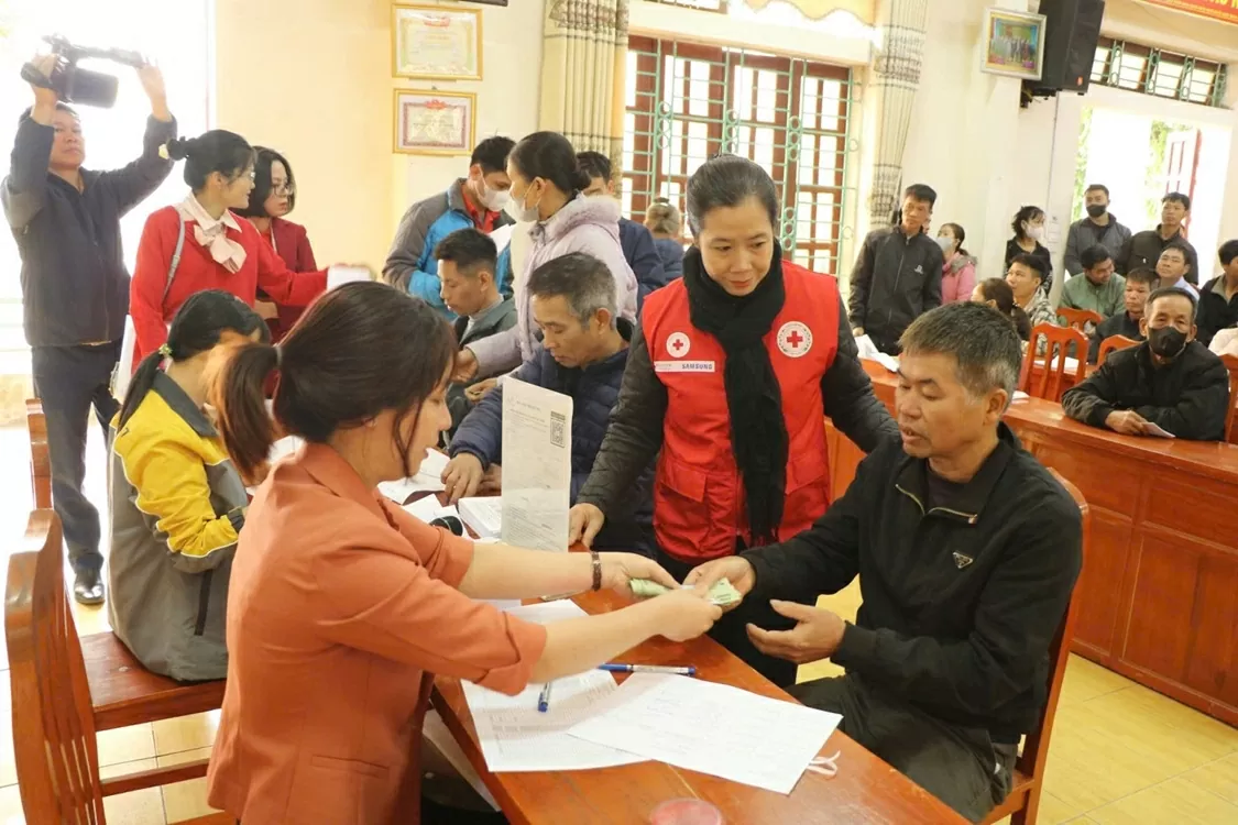 Thắp ngọn lửa sẻ chia, lan tỏa tinh thần nhân ái, hỗ trợ người dân vùng bão phục hồi sinh kế