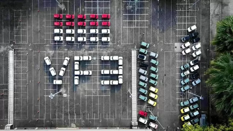 VinFast sells 400 e-vehicles to Indonesian dealers, consumers in just two months