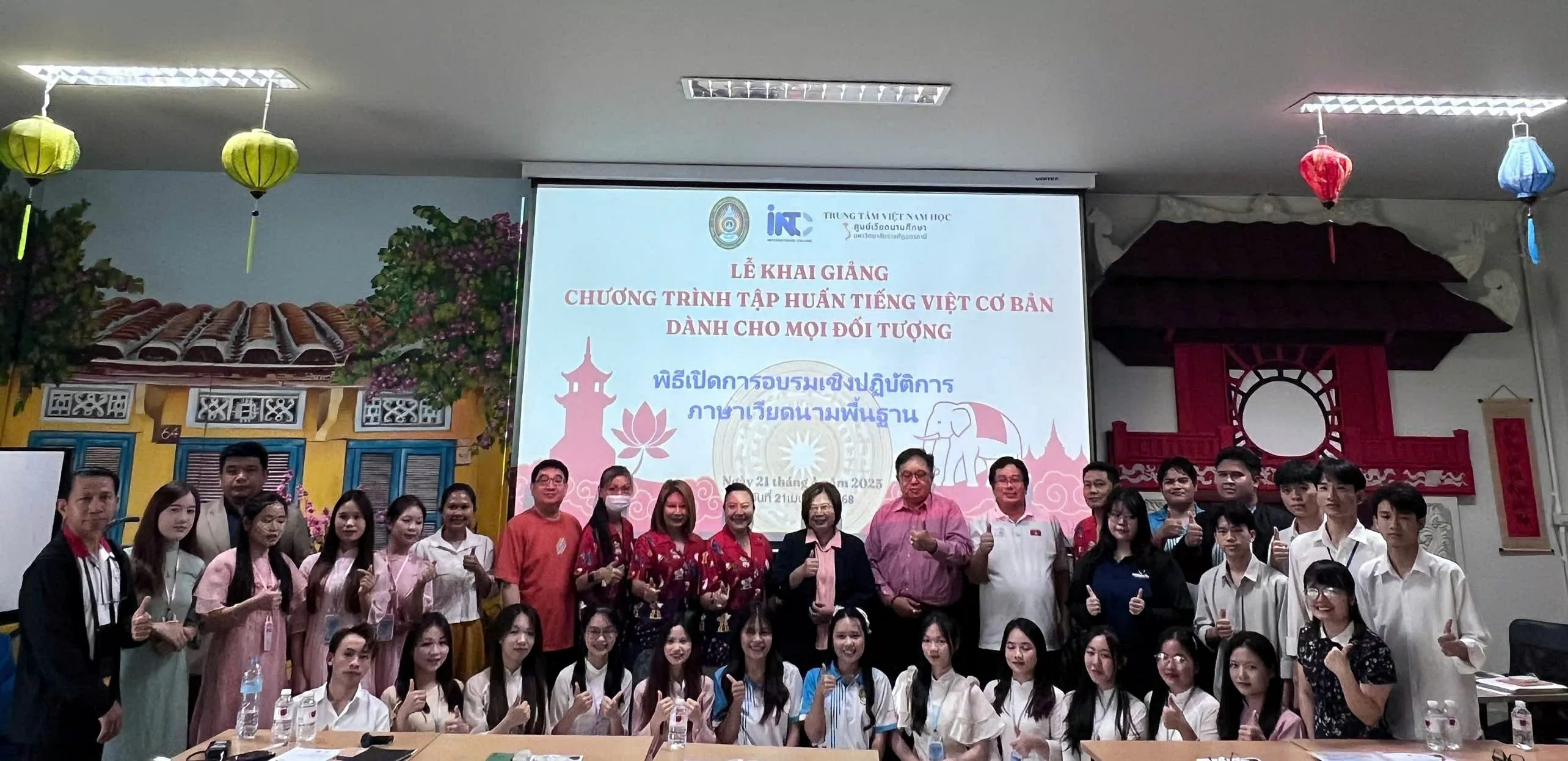 Khai giảng chương trình tập huấn tiếng Việt cơ bản dành cho mọi đối tượng năm 2025 tại Thái Lan