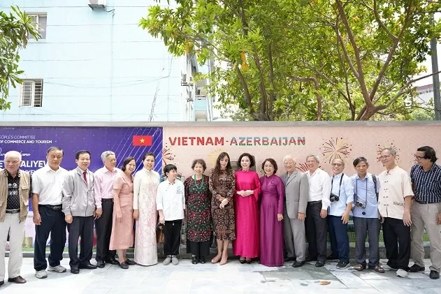 Vun đắp tình hữu nghị Việt Nam-Azerbaijan từ nhịp cầu giáo dục