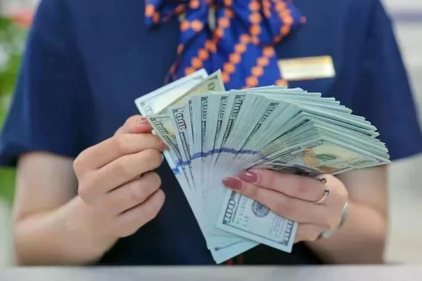 Reference exchange rate down 30 VND on April 22