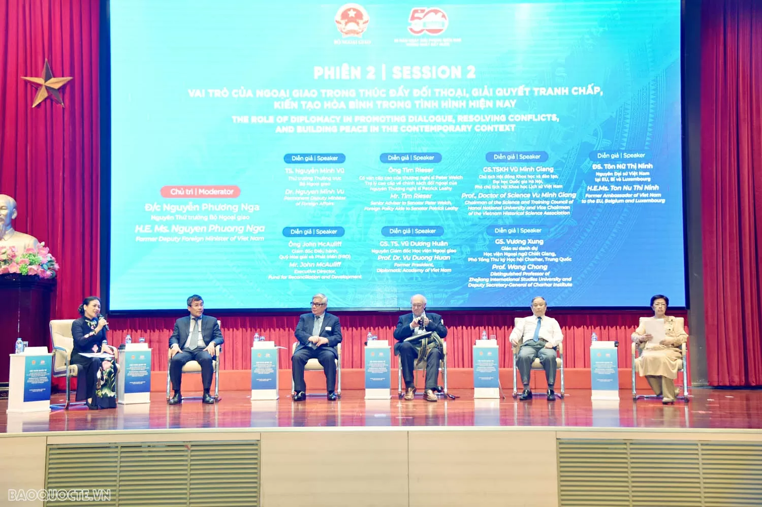 Ngoại giao và vai trò kiến tạo hòa bình trong lịch sử và hiện tại Ngoại giao và vai trò kiến tạo hòa bình trong lịch sử và hiện tại