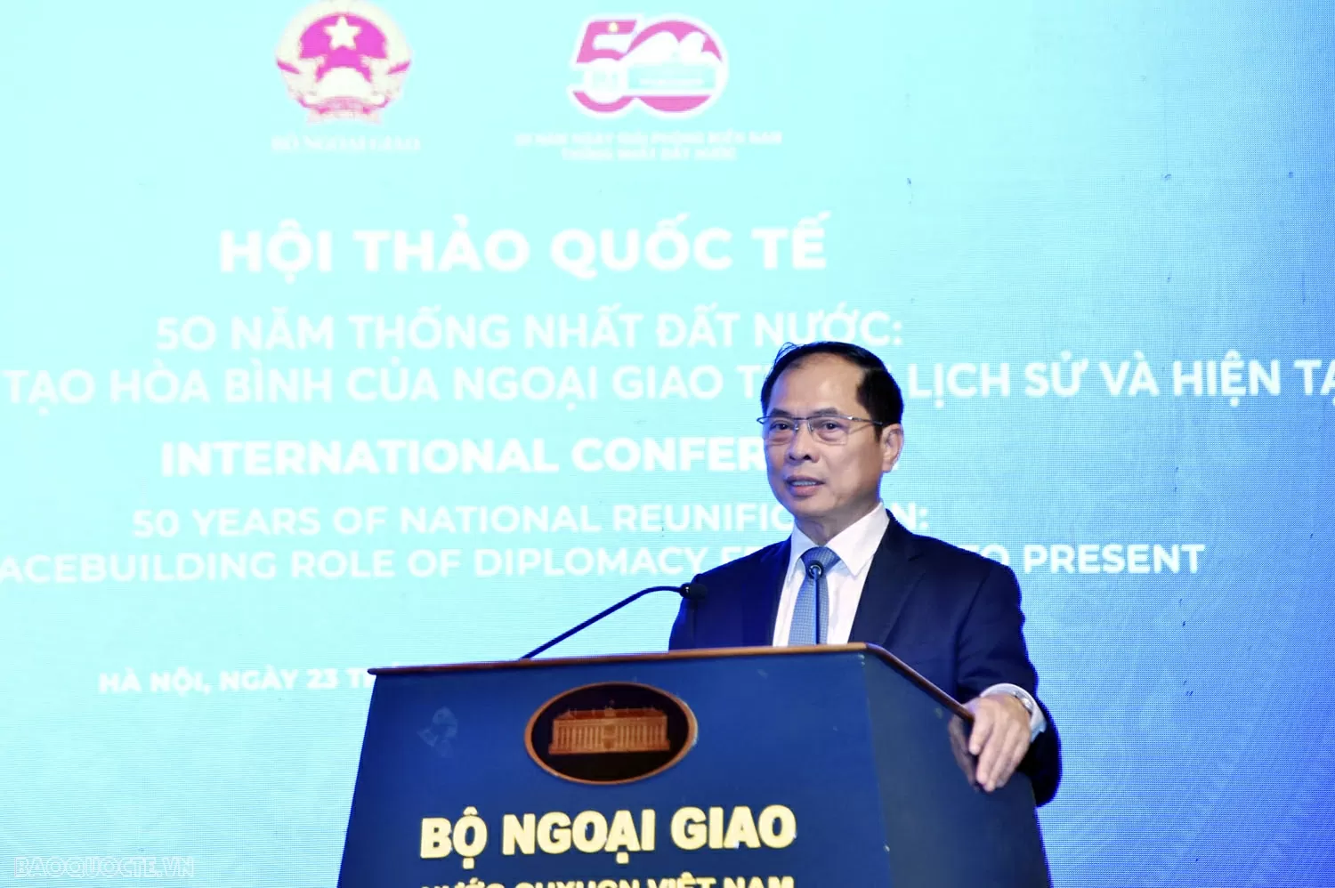 Vietnamese diplomacy's contribution to the Liberation of the South and National Reunification: Historical lessons that remain valuable today