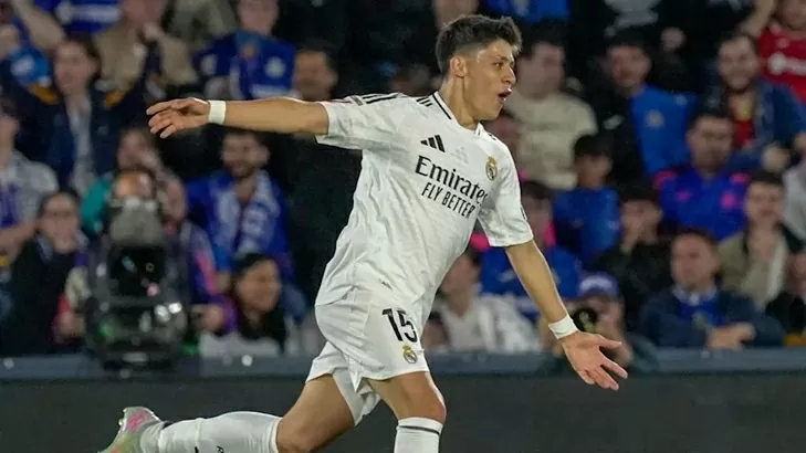 Real Madrid là 'vua' ghi bàn từ ngoài vòng cấm