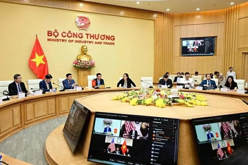 Vietnam, US officials start bilateral economic, trade negotiations