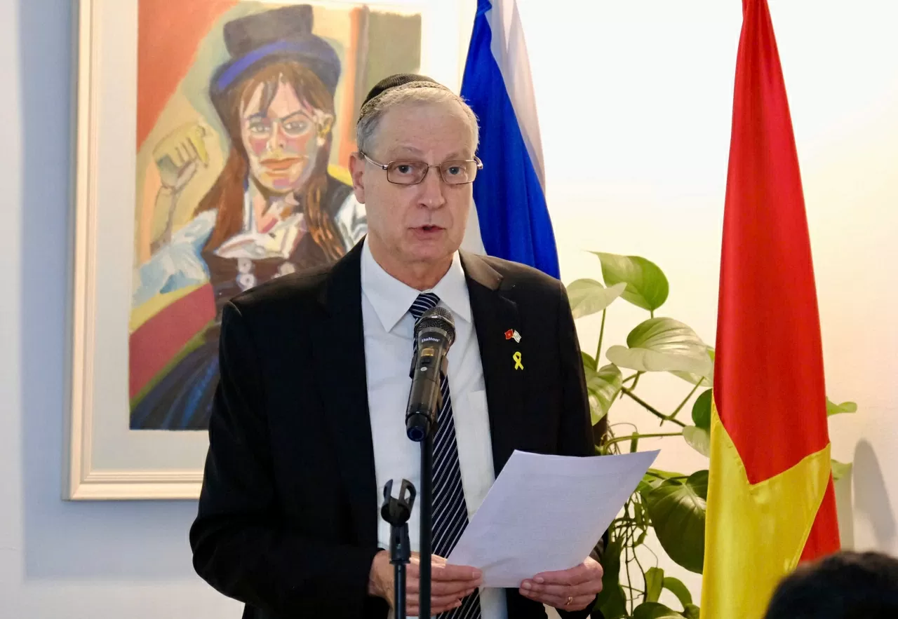Holocaust Memorial Ceremony