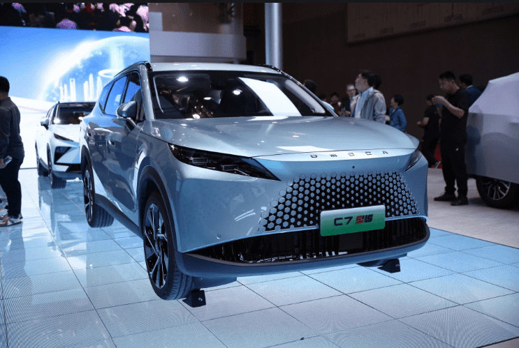 Khám phá xe hybrid Omoda C7 SHS vừa ra mắt tại Trung Quốc