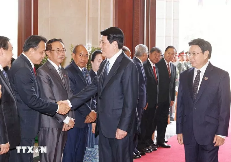 Chủ tịch nước Lương Cường hội kiến Chủ tịch Quốc hội Lào Saysomphone Phomvihane