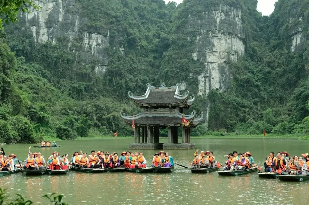 Lần đầu tiên Liên hoan Yosakoi được tổ chức ở Ninh Bình