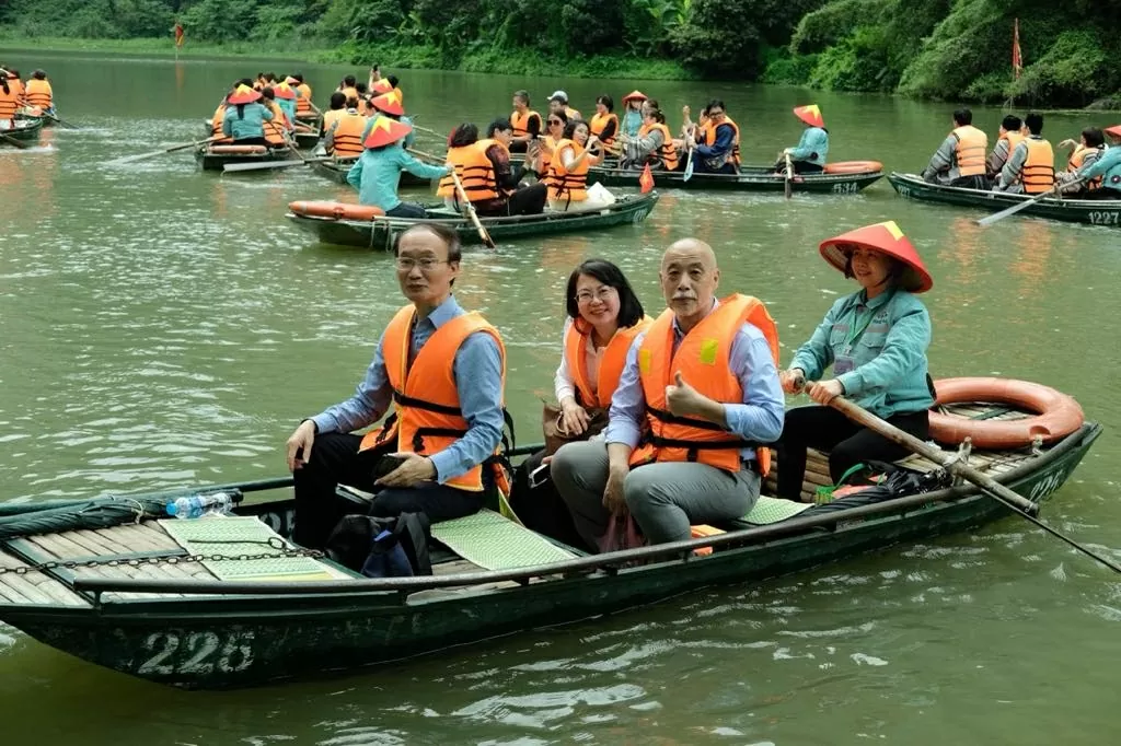 Lần đầu tiên Liên hoan Yosakoi được tổ chức ở Ninh Bình