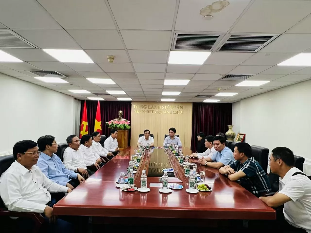 Lãnh đạo tỉnh Phú Thọ mong muốn Tổng lãnh sự quán Việt Nam tại Quảng Châu phát huy vai trò cầu nối giữa tỉnh và các đối tác Trung Quốc.