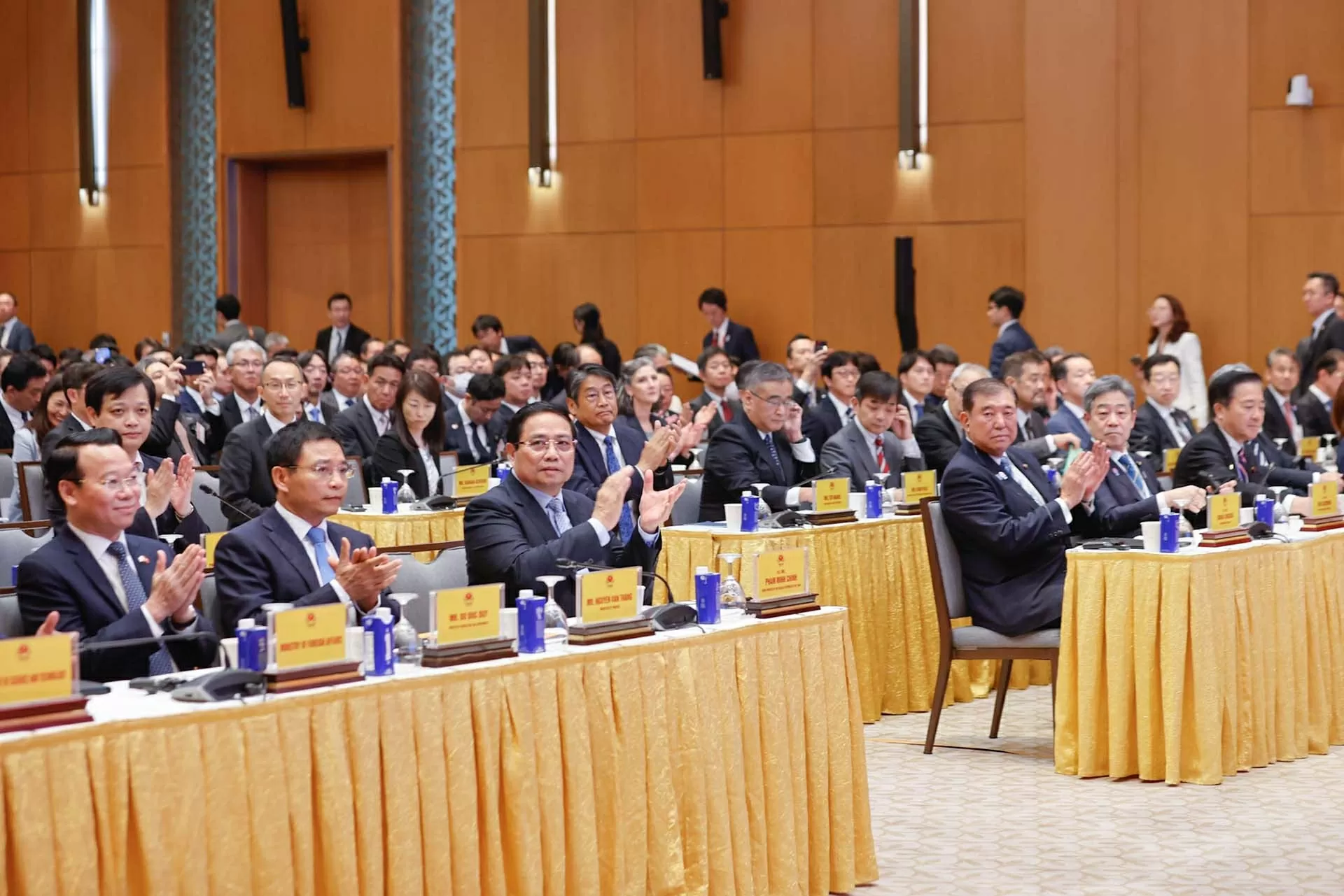 Việt Nam-Nhật Bản đẩy mạnh hợp tác trong các ngành công nghiệp chiến lược, công nghệ cao, chuyển đổi xanh và bán dẫn
