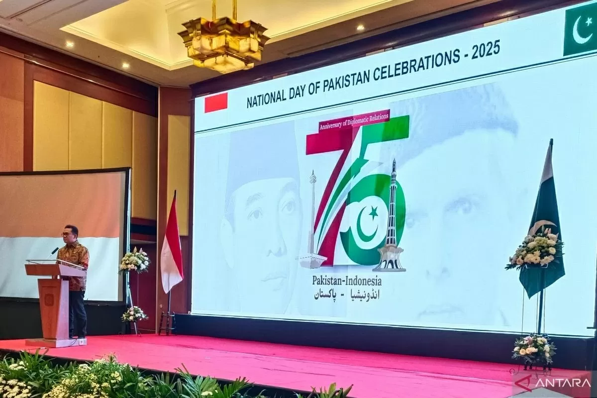 Bộ trưởng Thương mại Indonesia Budi Santoso phát biểu tại lễ kỷ niệm 75 năm quan hệ ngoại giao Indonesia-Pakistan tại Jakarta ngày 28/4/2025. (Nguồn: Tempo)