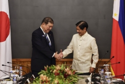 Thủ tướng Nhật Bản thăm Phillipines: Chung tiếng nói về Biển Đông, khẳng định tình ba bên với Mỹ